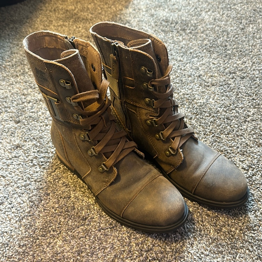 Women’s Sorel Emelie Lace Up Boot